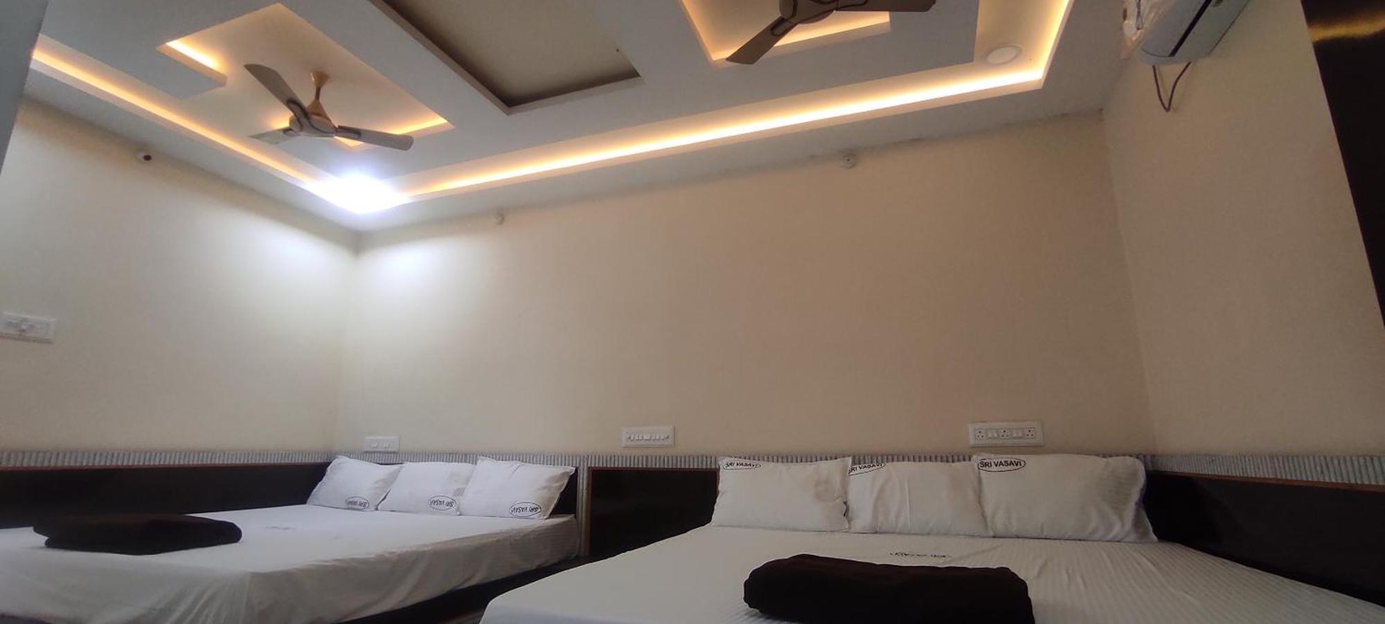 מלון Rāmeswaram Sri Vasavi Residency מראה חיצוני תמונה