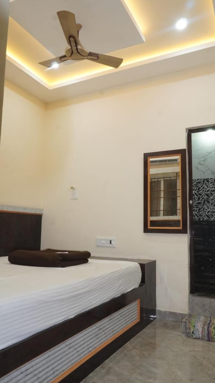 מלון Rāmeswaram Sri Vasavi Residency מראה חיצוני תמונה